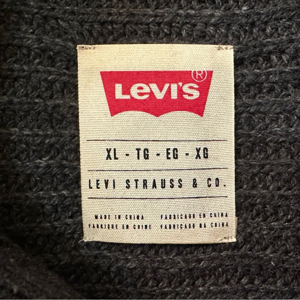 NEW Levis Mens Size XL Long Gray Wool Blend Military Button Mock Ribbed Sweater
